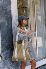 Load image into Gallery viewer, VESTIDO CORTO OVERSIZE
