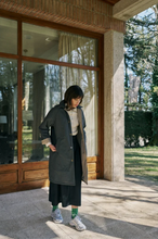 Load image into Gallery viewer, GABARDINA ACOLCHADA REVERSIBLE
