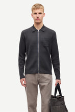 Cargar imagen en el visor de la galería, GUNA X ZIP - Black Oyster
