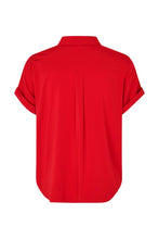 Cargar imagen en el visor de la galería, Majan ss shirt 9942 - Haute Red
