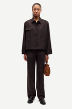 Cargar imagen en el visor de la galería, SAAGNETA TROUSERS - BLACK COFFEE
