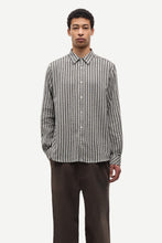 Load image into Gallery viewer, SARYAN X SHIRT

