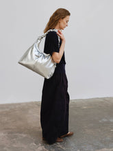 Load image into Gallery viewer, Bolsa Nicole: Plata
