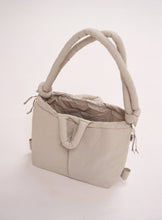 Cargar imagen en el visor de la galería, Bolsa blanda Ona: Lila
