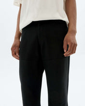 Load image into Gallery viewer, Pantalón recto negro Stan
