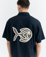 Cargar imagen en el visor de la galería, Camisa oversize bordada a mano fish Kurtis
