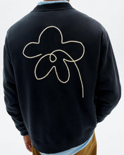 Cargar imagen en el visor de la galería, Sudadera bordada a mano flower Leon
