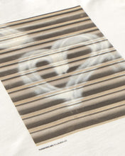 Cargar imagen en el visor de la galería, Camiseta grafitti Aaron R
