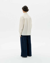 Load image into Gallery viewer, Blusa popelin flower Juana
