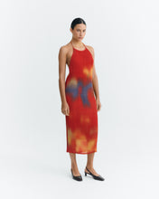 Load image into Gallery viewer, Vestido midi plisado rojo flowers Miriam
