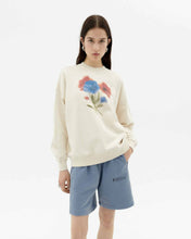 Load image into Gallery viewer, Sudadera blanca blurry flower Jimena
