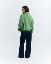 Load image into Gallery viewer, Sudadera verde Pippa
