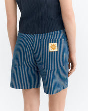 Cargar imagen en el visor de la galería, Shorts rayas tinte natural railway Luisa
