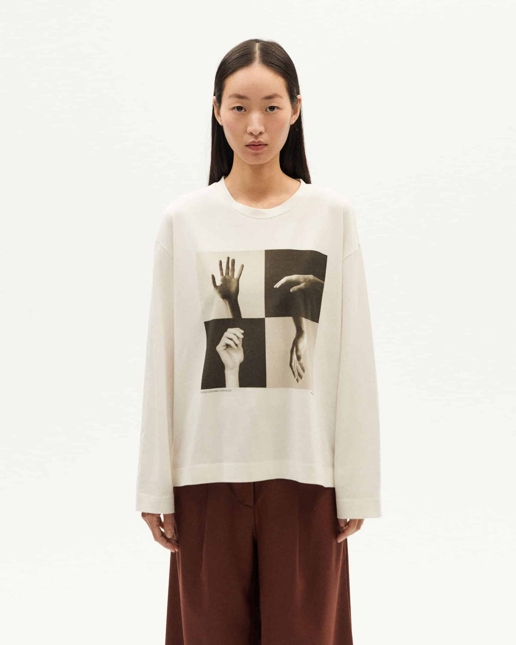 Camiseta blanca hands Emily