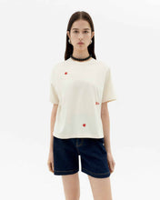 Load image into Gallery viewer, Camiseta blanca solsol Lucia
