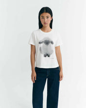 Cargar imagen en el visor de la galería, Camiseta cloud sheep Ida

