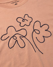 Cargar imagen en el visor de la galería, Camiseta rosa bordada a mano flower Lucia
