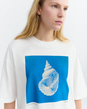 Load image into Gallery viewer, Camiseta oversize sea treasure Lena
