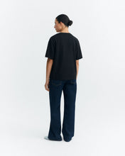 Load image into Gallery viewer, Camiseta patched sunny Lucia
