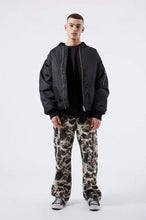 Load image into Gallery viewer, Hector Bomber Jacket - Black - lacontra
